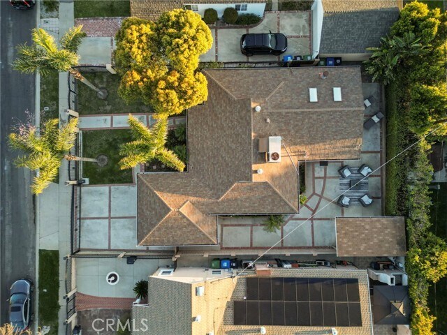 Building Photo - 6313 Bluebell Ave
