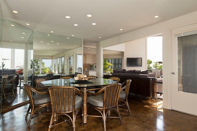 Building Photo - 1415 7th Ave W