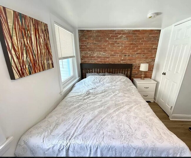 Building Photo - 720 S Randolph St