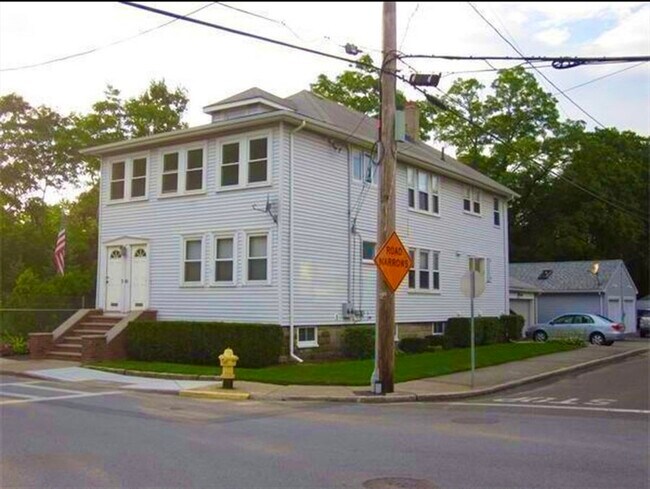 Building Photo - 78 Webster St