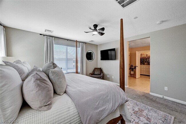 Building Photo - 372 Silva Pl