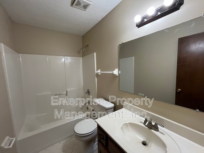 Building Photo - 3729 Wyndance Cove