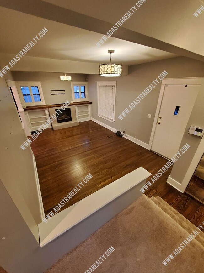Building Photo - 4521 Fairmount Ave