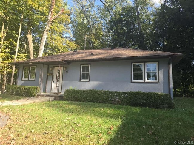 Building Photo - 42 Burlison Ave