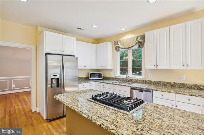 Building Photo - 8931 Falls Farm Dr