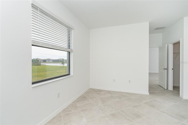 Building Photo - 1745 Saddlewood Cir