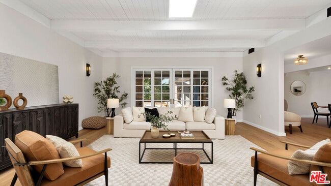 Building Photo - 4559 Morella Ave