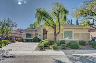 Building Photo - 3415 Ridge Meadow St