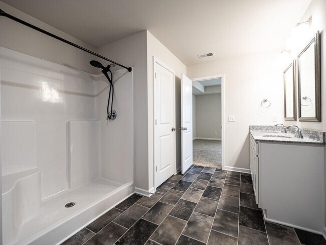 Building Photo - 1830 Lacebark Dr