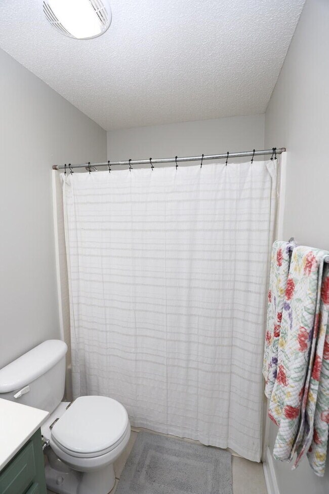 Building Photo - 3245 Arborwood Dr