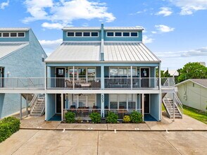 Building Photo - 503 Granada Cir