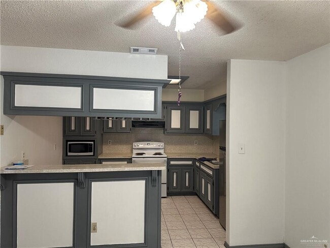 Building Photo - 4705 Savannah Dr