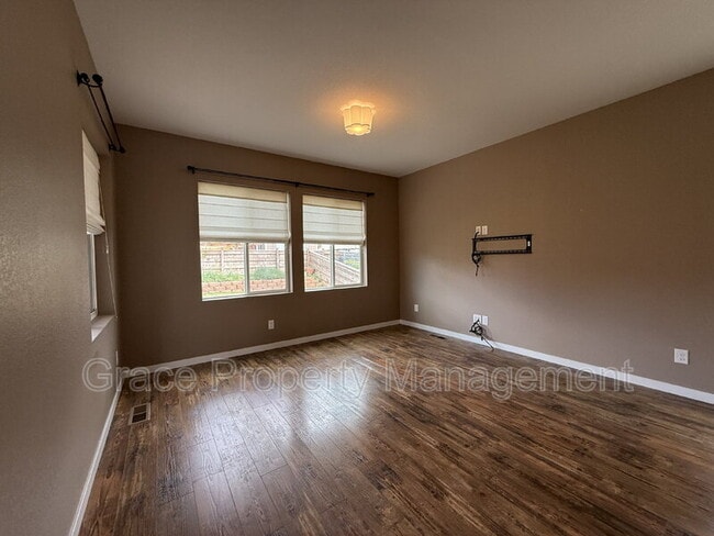 Building Photo - 10808 Salida St