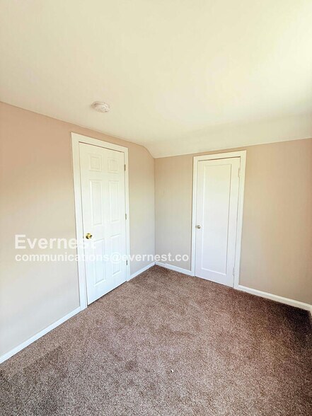 Building Photo - 14600 Lauder St