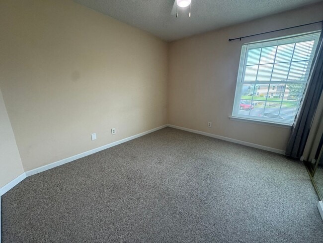 Building Photo - Surfside Beach - 3 Bedroom / 2 Bathroom Condo