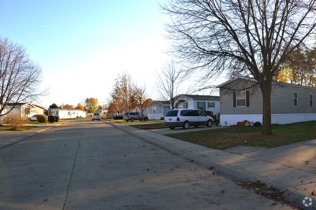 Building Photo - Hoosier Estates
