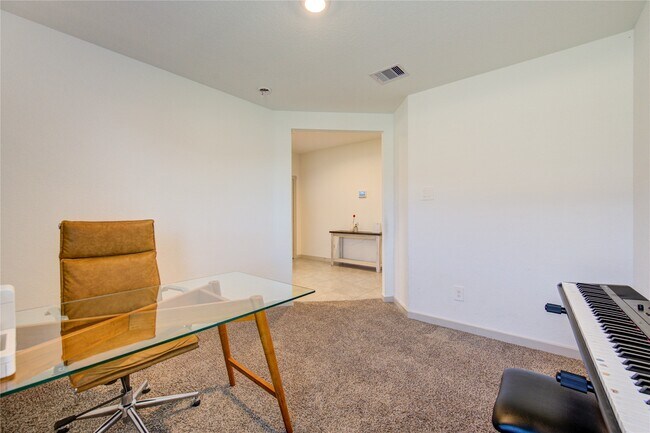 Building Photo - 4006 Elk Crk Ct