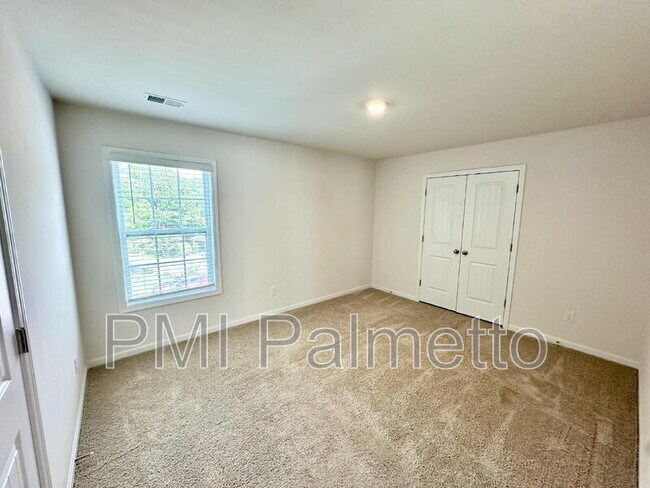 Building Photo - 35 Golden Spur Ln
