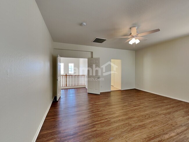 Building Photo - 16244 W Crenshaw Dr