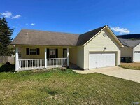 Building Photo - 193 Hollington Dr NE