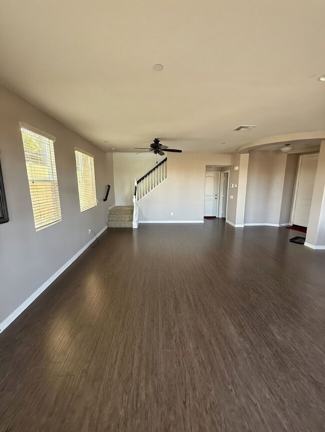 Building Photo - Charming 3BR Home with Modern Kitchen, Versatile Loft, & Private Backyard