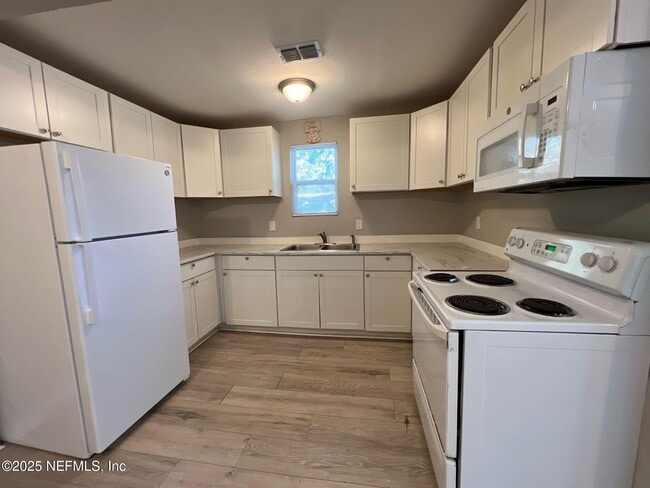 Building Photo - 3343 Nolan St