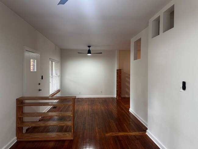 Building Photo - 1534 S Gadsden St