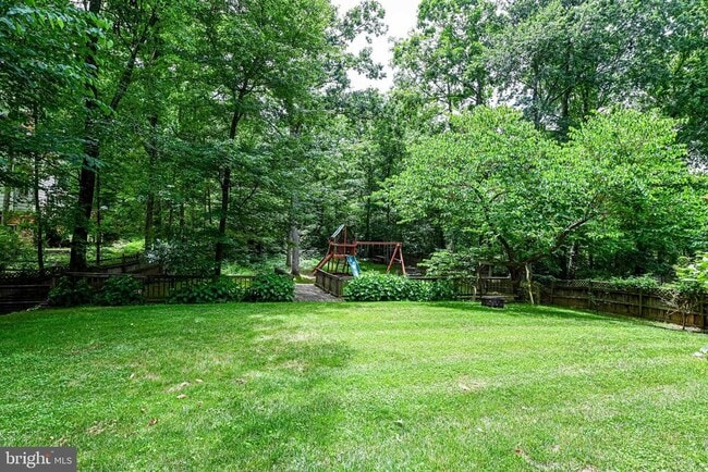 Building Photo - 12127 Holly Knoll Cir