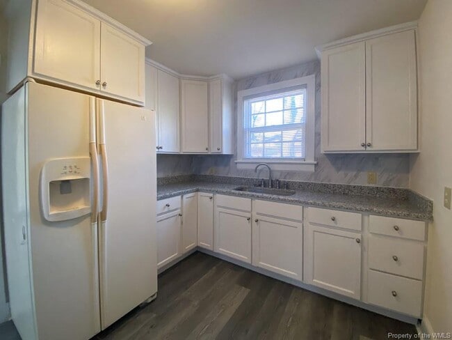 Building Photo - 715 Lafayette St