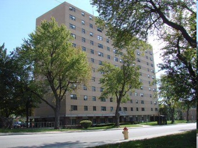 Building Photo - Park North & Park South Towers