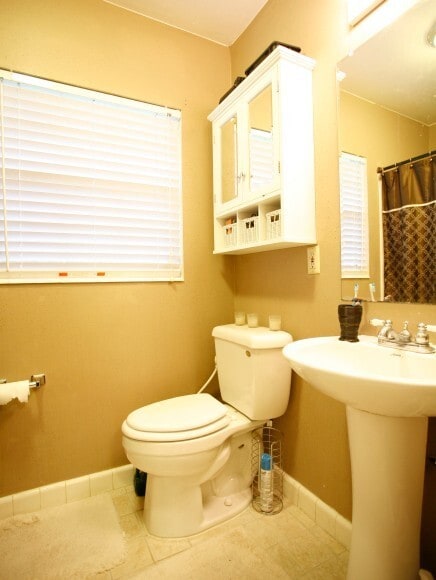 Building Photo - Charming 3 Bedroom, 2 Bath Home in Tranqui...