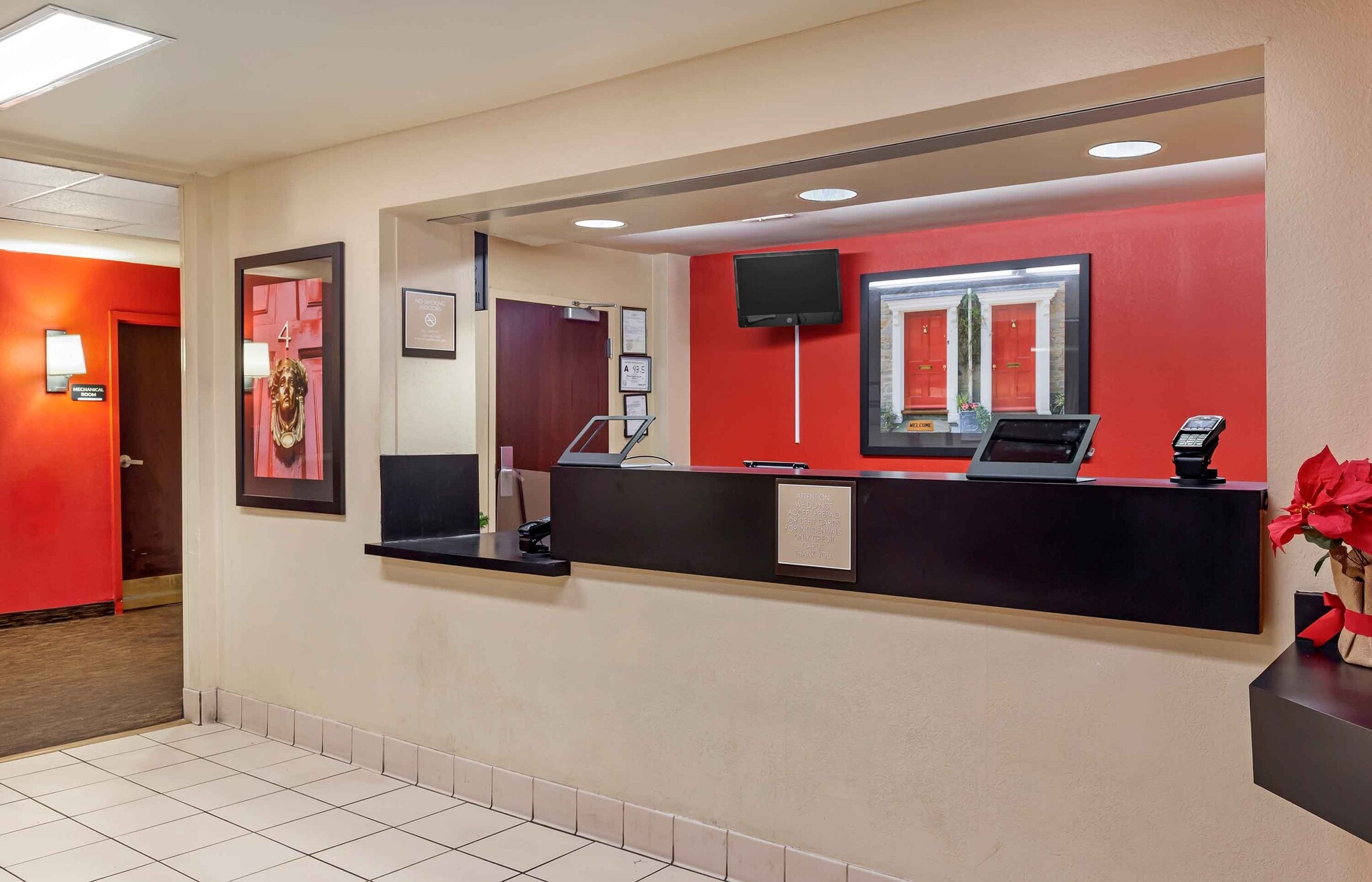 Building Photo - Furnished Studio-Raleigh - North Raleigh