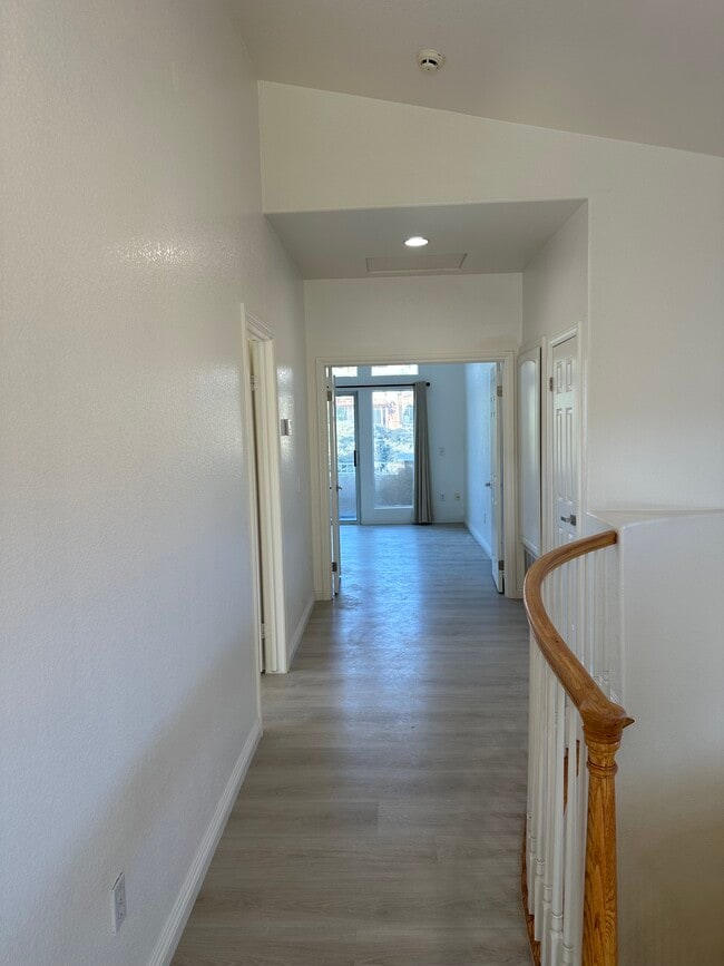 Building Photo - 32795 Valentino Way