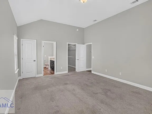 Building Photo - 589 Meloney Dr