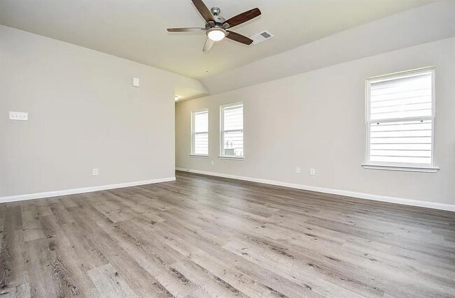 Building Photo - 2516 Westslope Dr