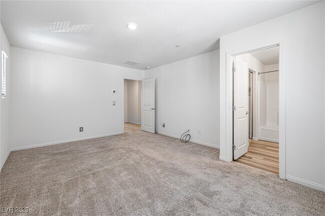 Building Photo - 3719 Enchanted Sky St