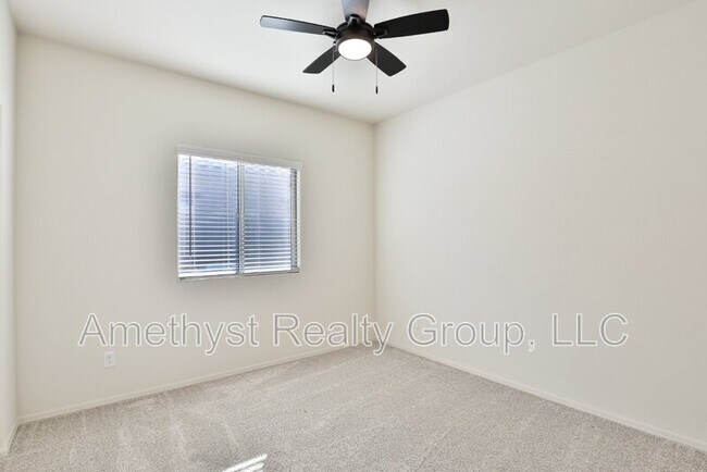 Building Photo - 24642 W Flores Dr