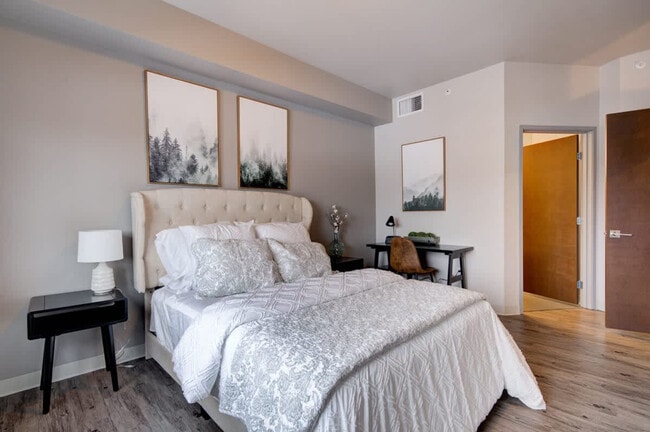 Building Photo - 2210 Remington Way