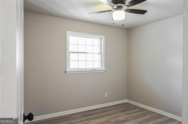 Building Photo - 2900 Eleanor Terrace NW