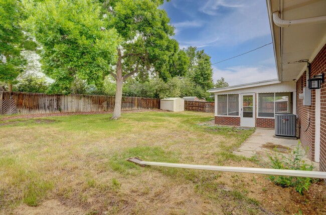 Building Photo - 4 bedroom, 3 bath home in Broomfield