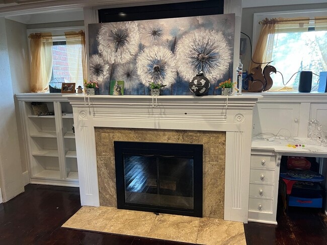 Building Photo - 2221 WI-83