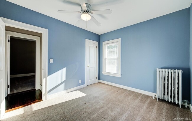 Building Photo - 256 Nassau Rd