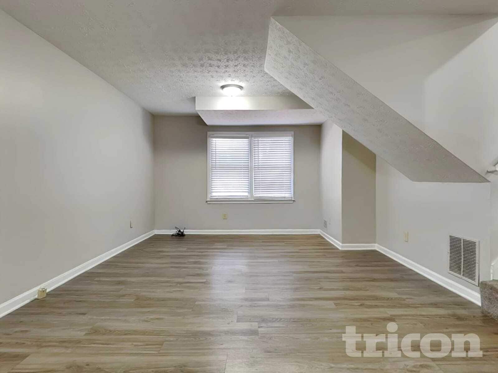 Building Photo - 2479 Hewatt Rd