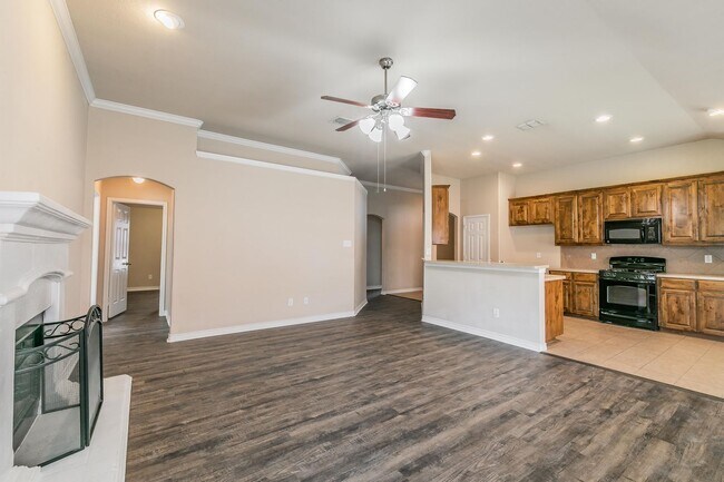 Building Photo - Single story 4 bedroom in Marine Creek Ranch