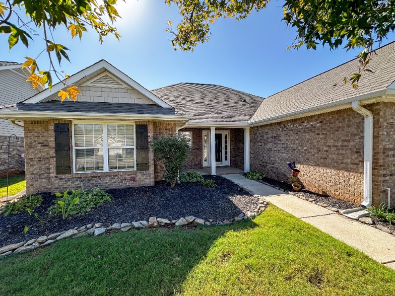 Building Photo - 118 Artesian Ln NW