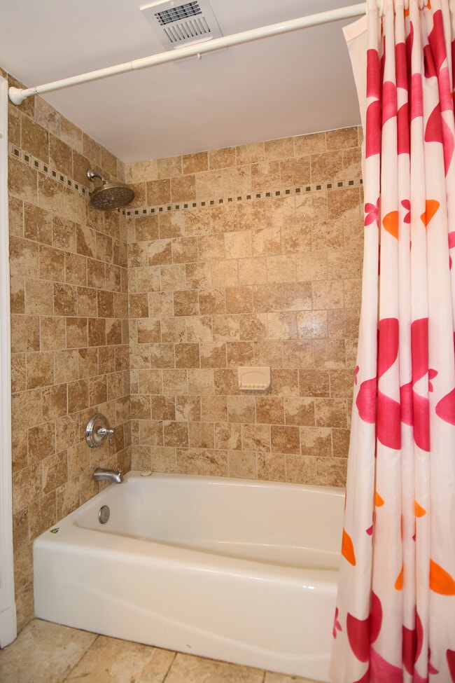 PRIMARY BATHROOM - 4200 River Rd NW