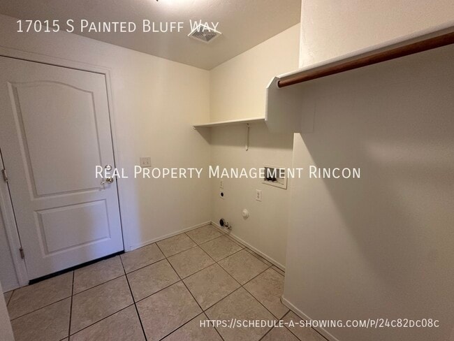 Building Photo - 17015 S Painted Bluff Way