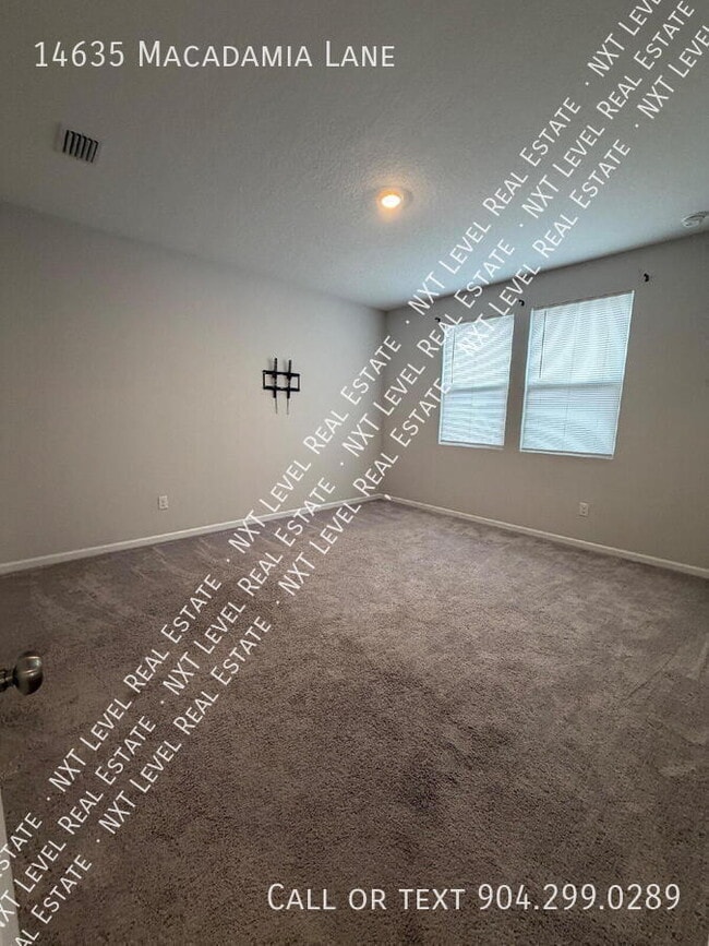 Building Photo - 14635 Macadamia Ln