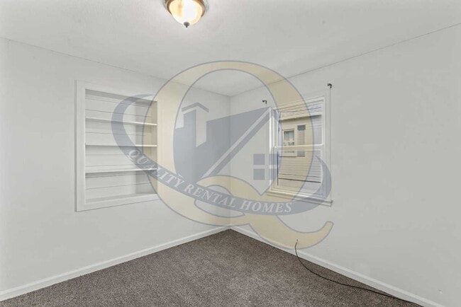 Building Photo - Kearsley Schools!