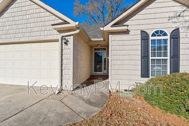 Building Photo - 808 Tyler Woods Dr